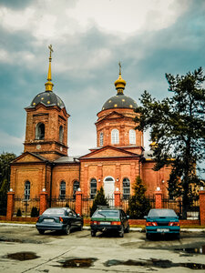The Church of St. Nicholas the Wonderworker (selo Neznamovo, Tsentralnaya ulitsa, 16), orthodox church