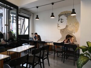 Montag Coffee Roasters - Kadıköy (Caferağa Mah., Muvakkithane Cad., No:16, Kadıköy, İstanbul), kahve dükkanları  Kadıköy'den