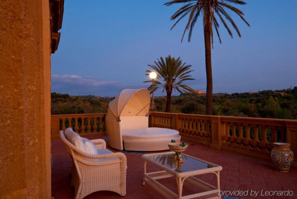 Фото Villa Athena Hotel