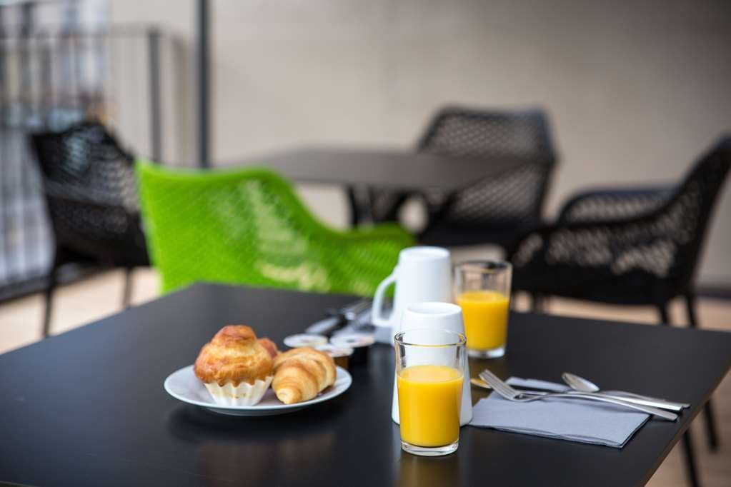 Фото Campanile Metz Centre - Gare