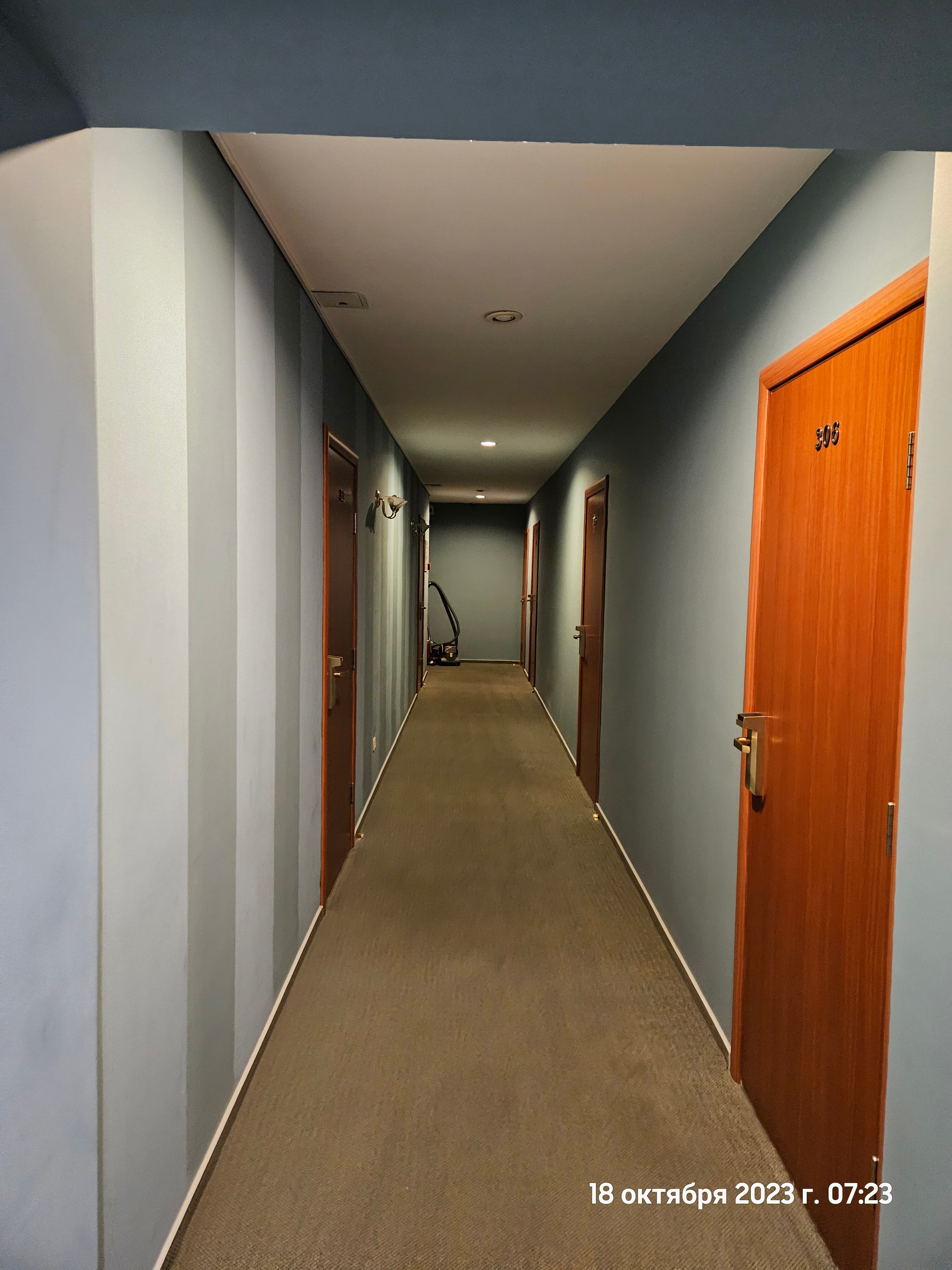 Фото Никола Хаус