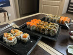 Мама Нори (ulitsa Yulyusa Yanonisa, 1), barra de sushi