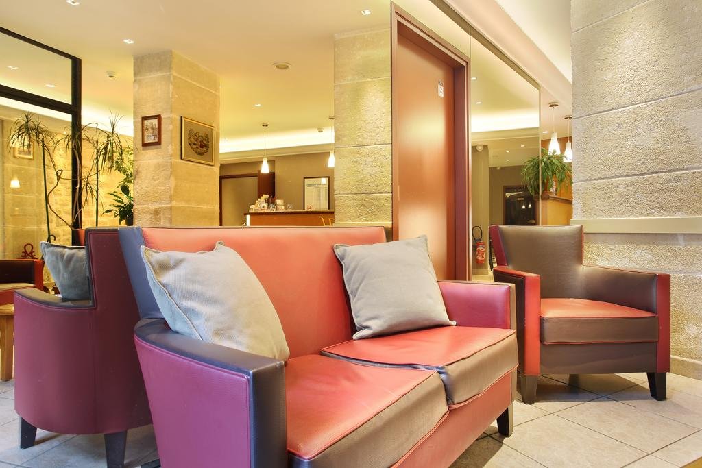 Фото Hotel Des Carmes