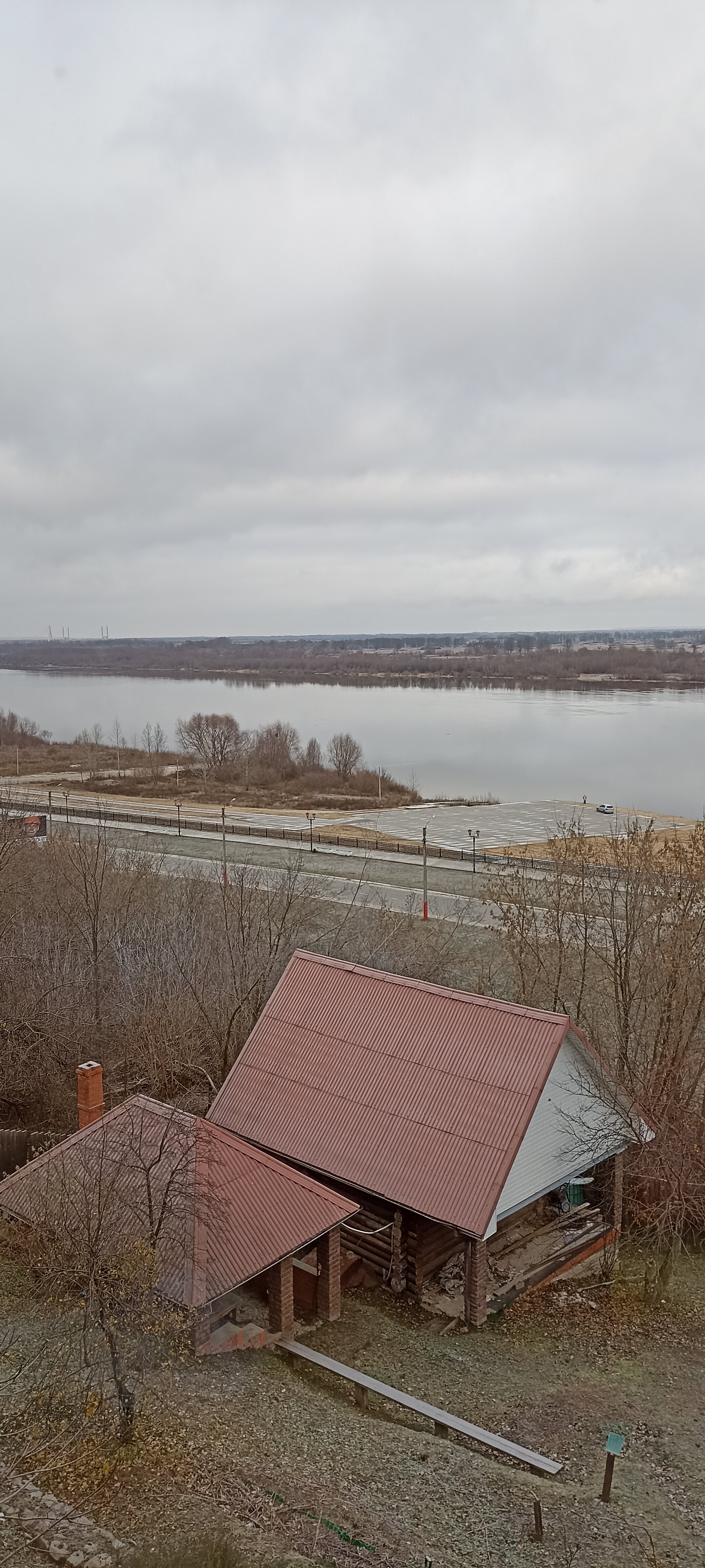 Фото Дом над рекой