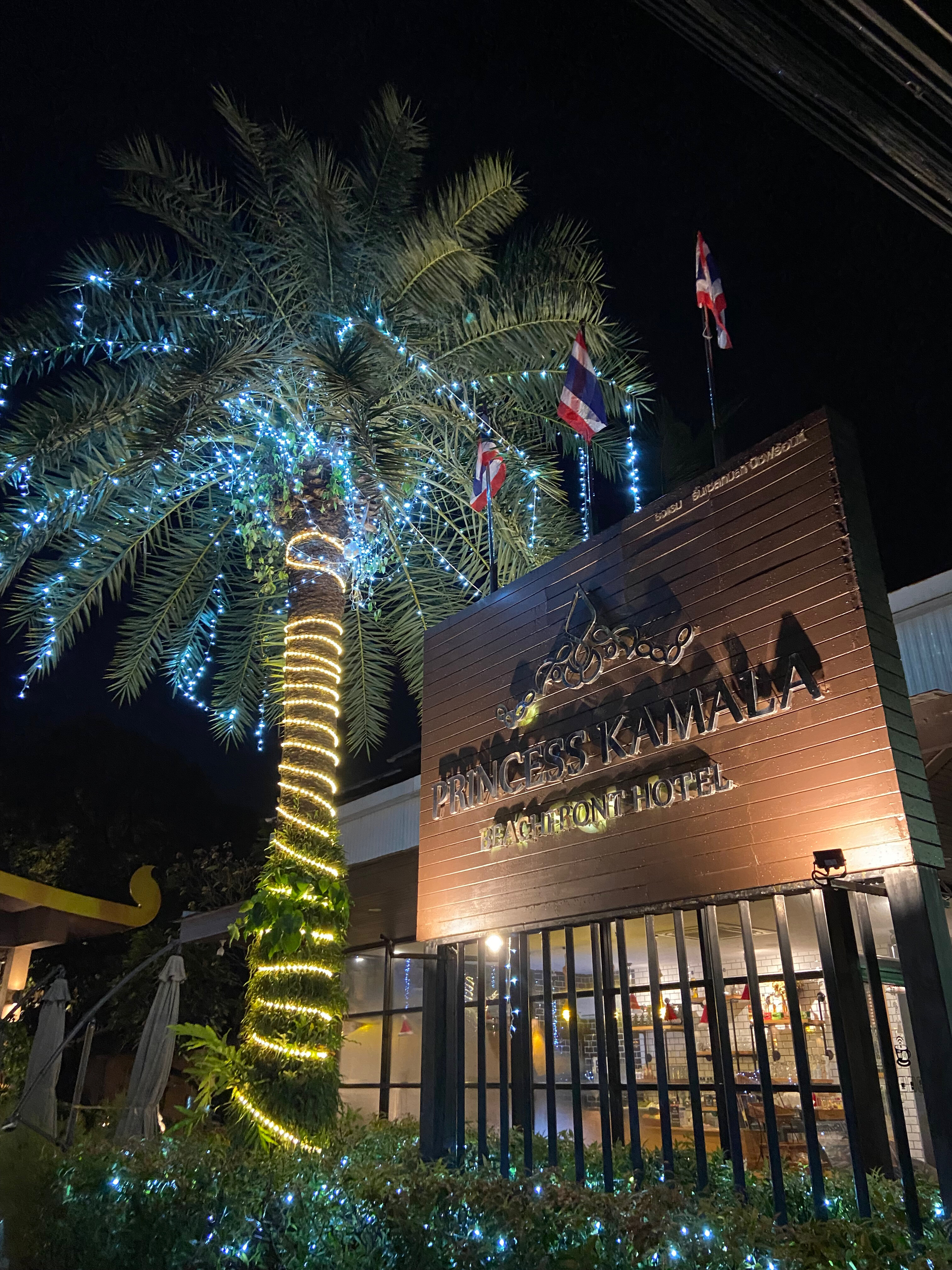 Фото Princess Kamala Beachfront Hotel