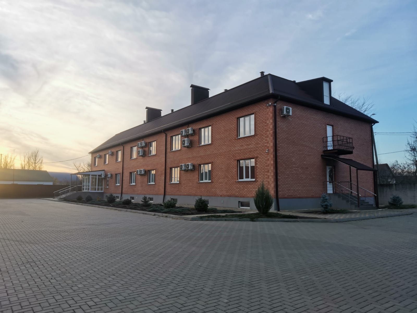 Фото отеля 1