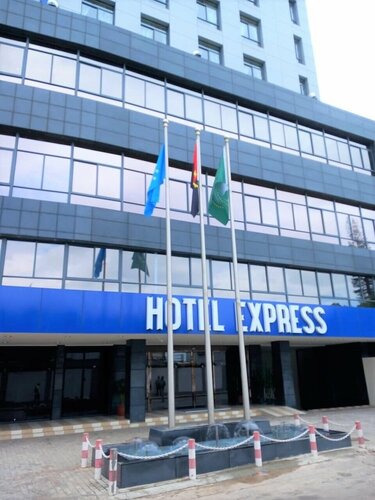 Гостиница Hotel Express в Луанде