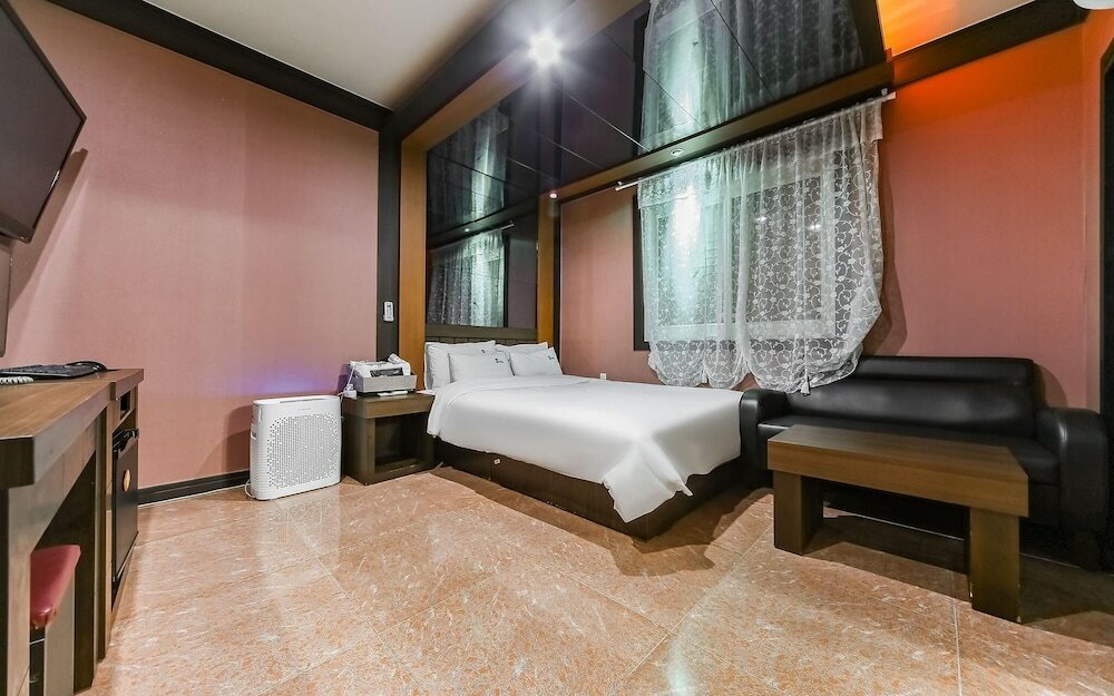 Фото Changwon Palyongdong 25th