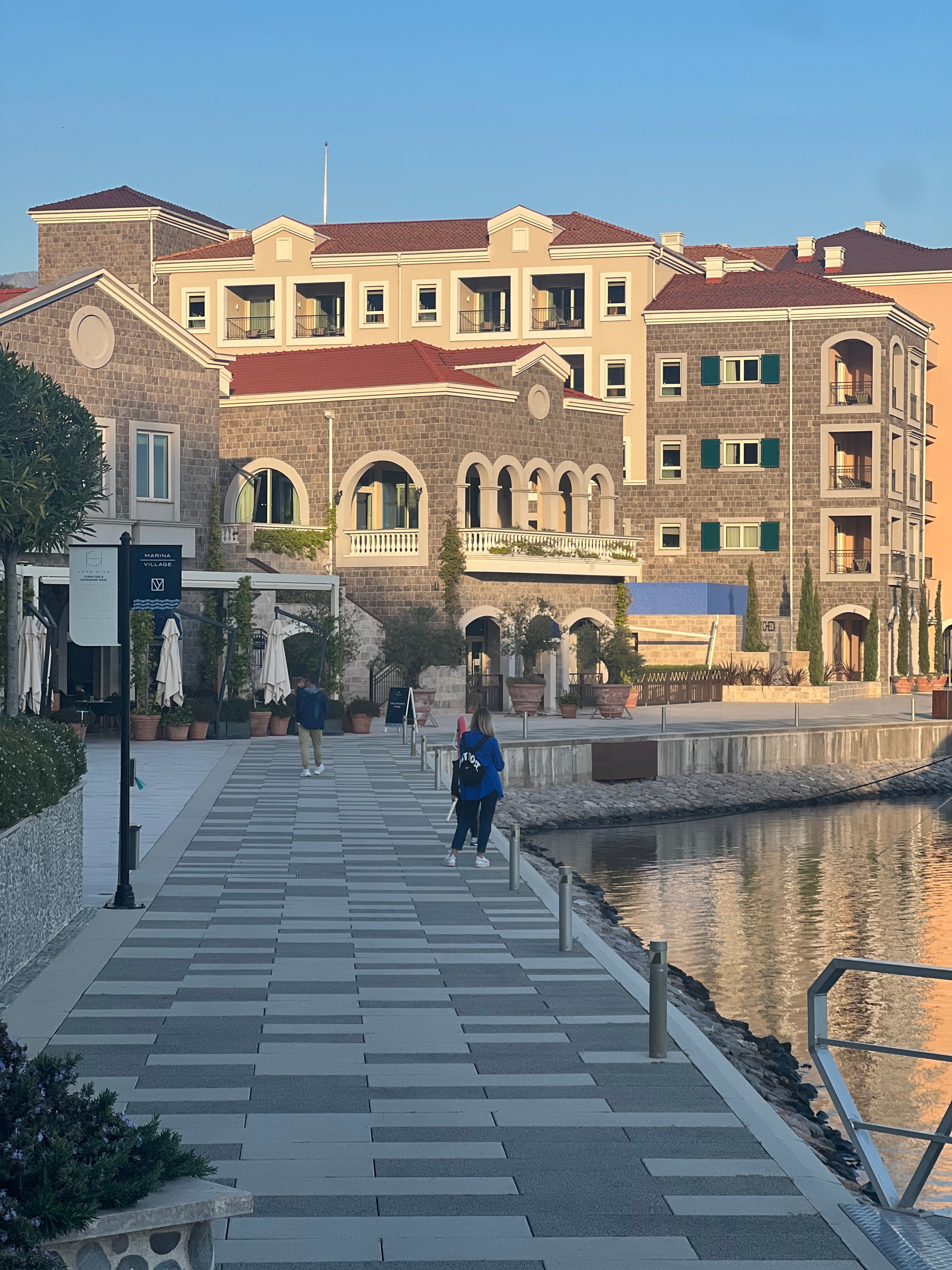 Фото The Chedi Lustica Bay