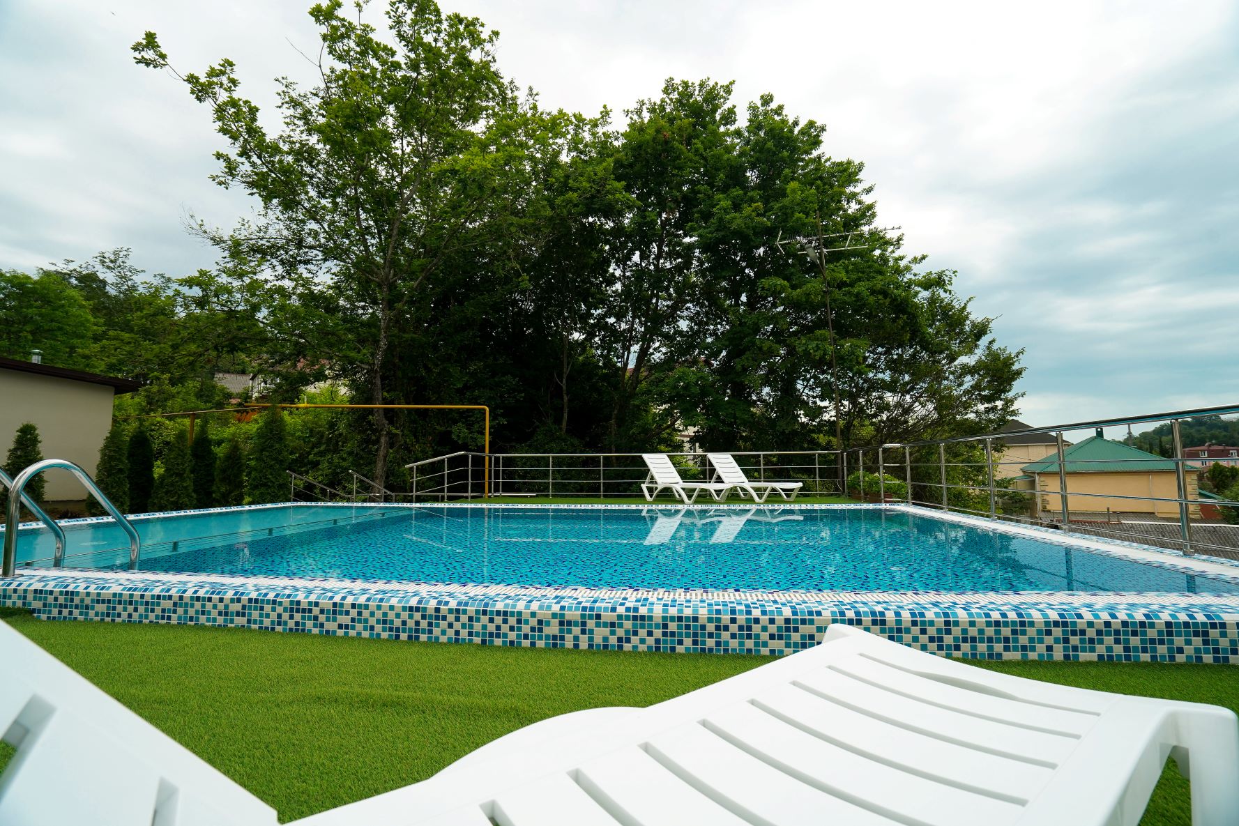 Фото отеля 2