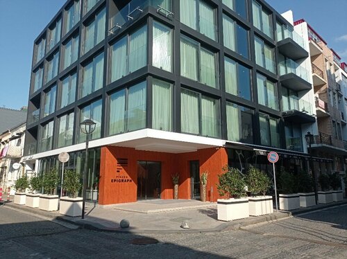 Гостиница Piazza Epigraph в Батуми