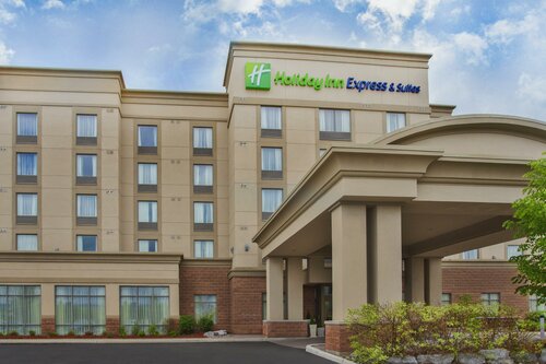 Гостиница Newmarket Hotel & Suites в Ньюмаркете