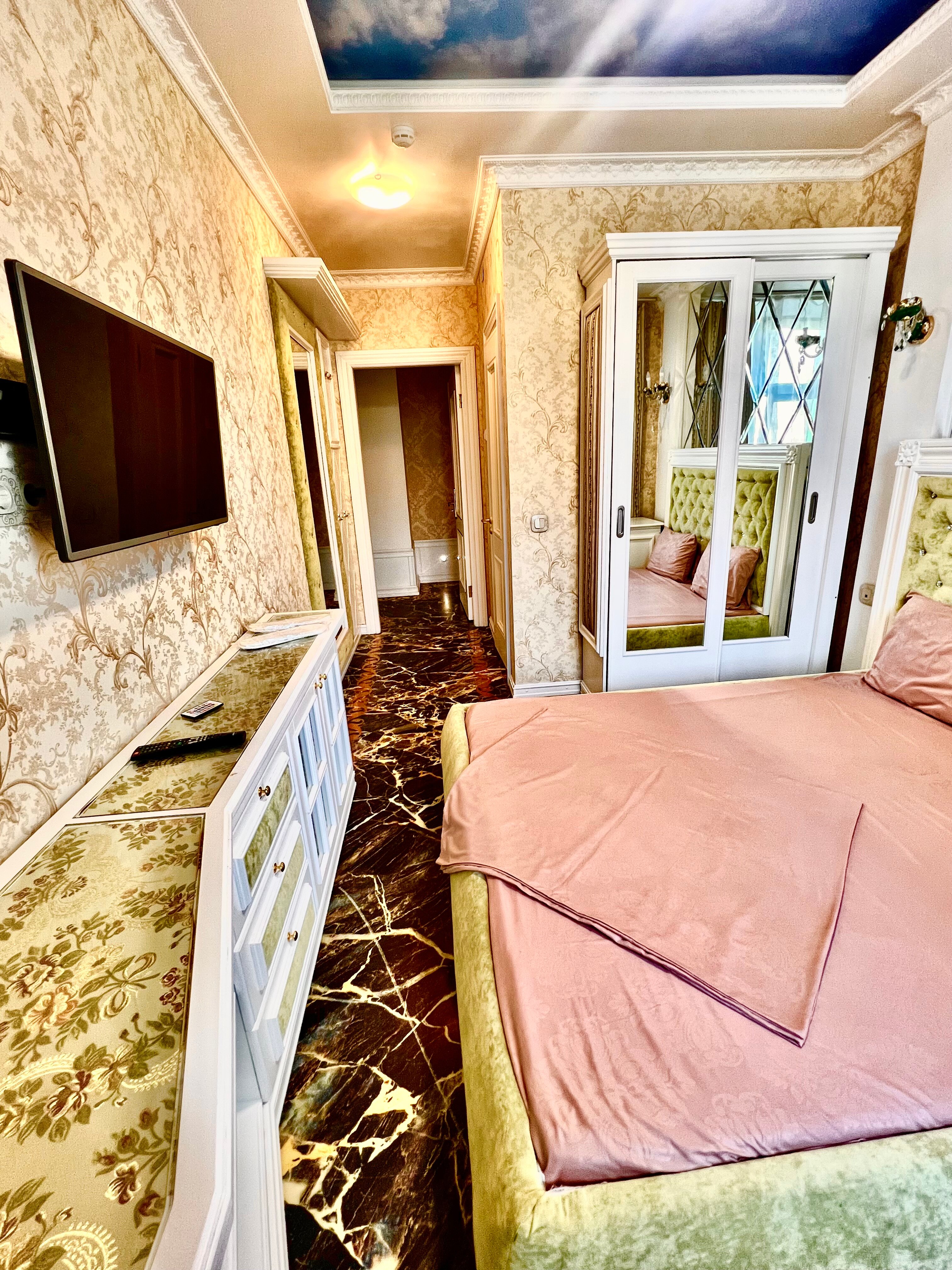 Фото Golden Hotel