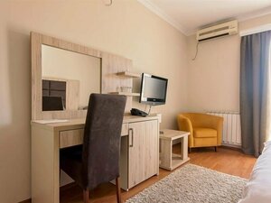 Гостиница Hotel Holiday