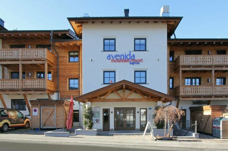 Гостиница AvenidA Mountain Resort by Alpin Rentals в Капруне