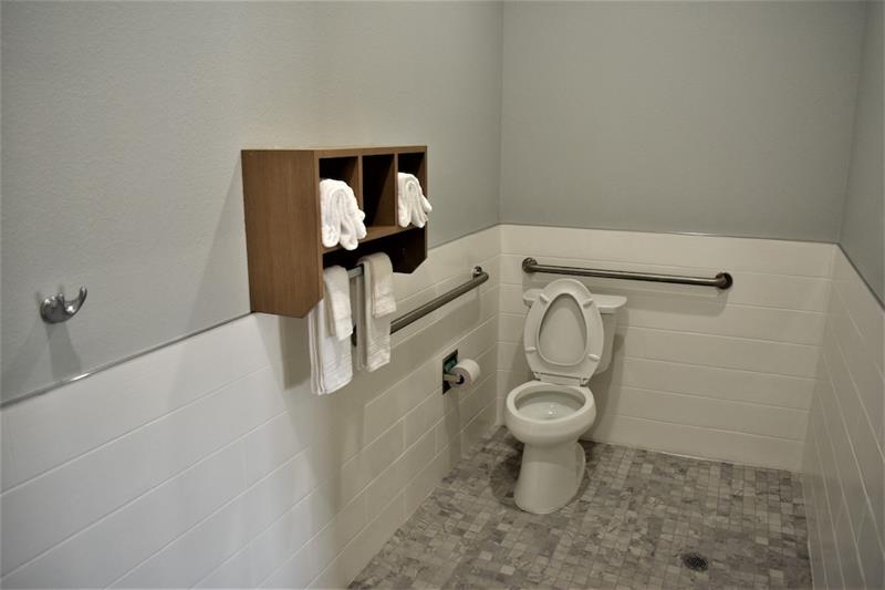 Фото Days Inn & Suites by Wyndham Downtown/University of Houston