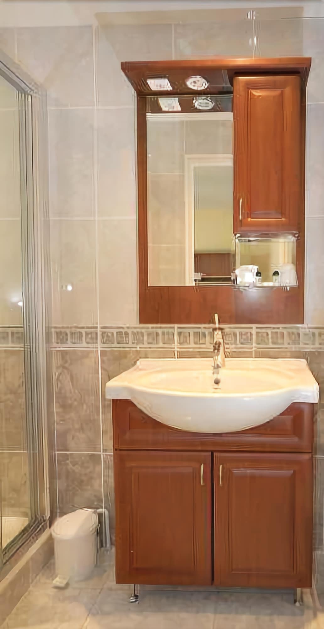 Фото Hôtel Le Home Saint Louis