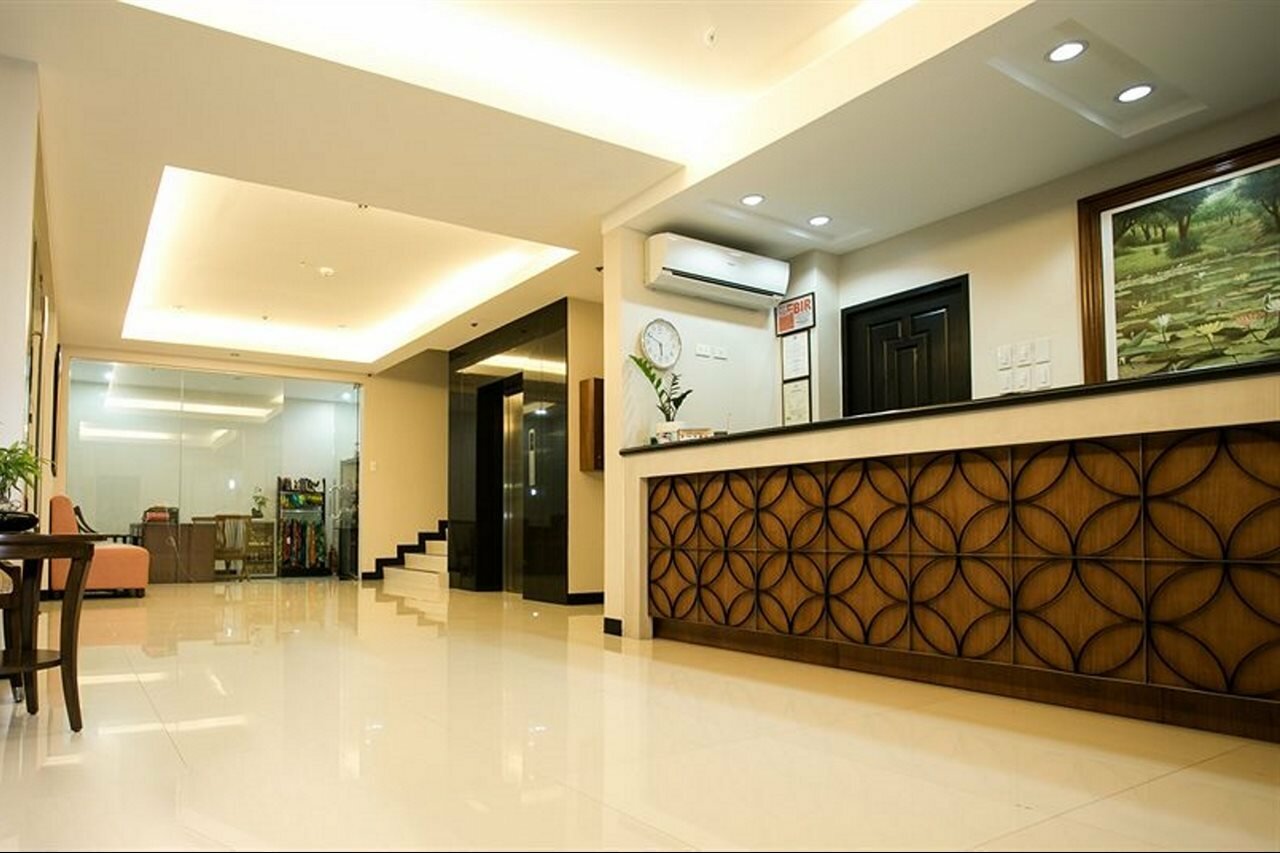 Фото Main Hotel & Suites