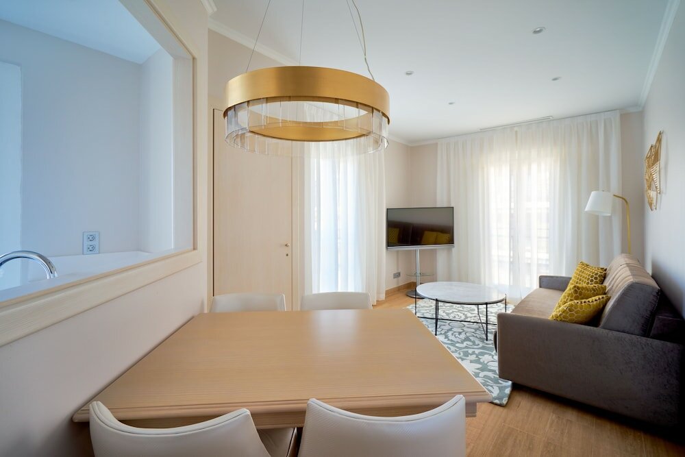 Фото Tandem Soho Suites