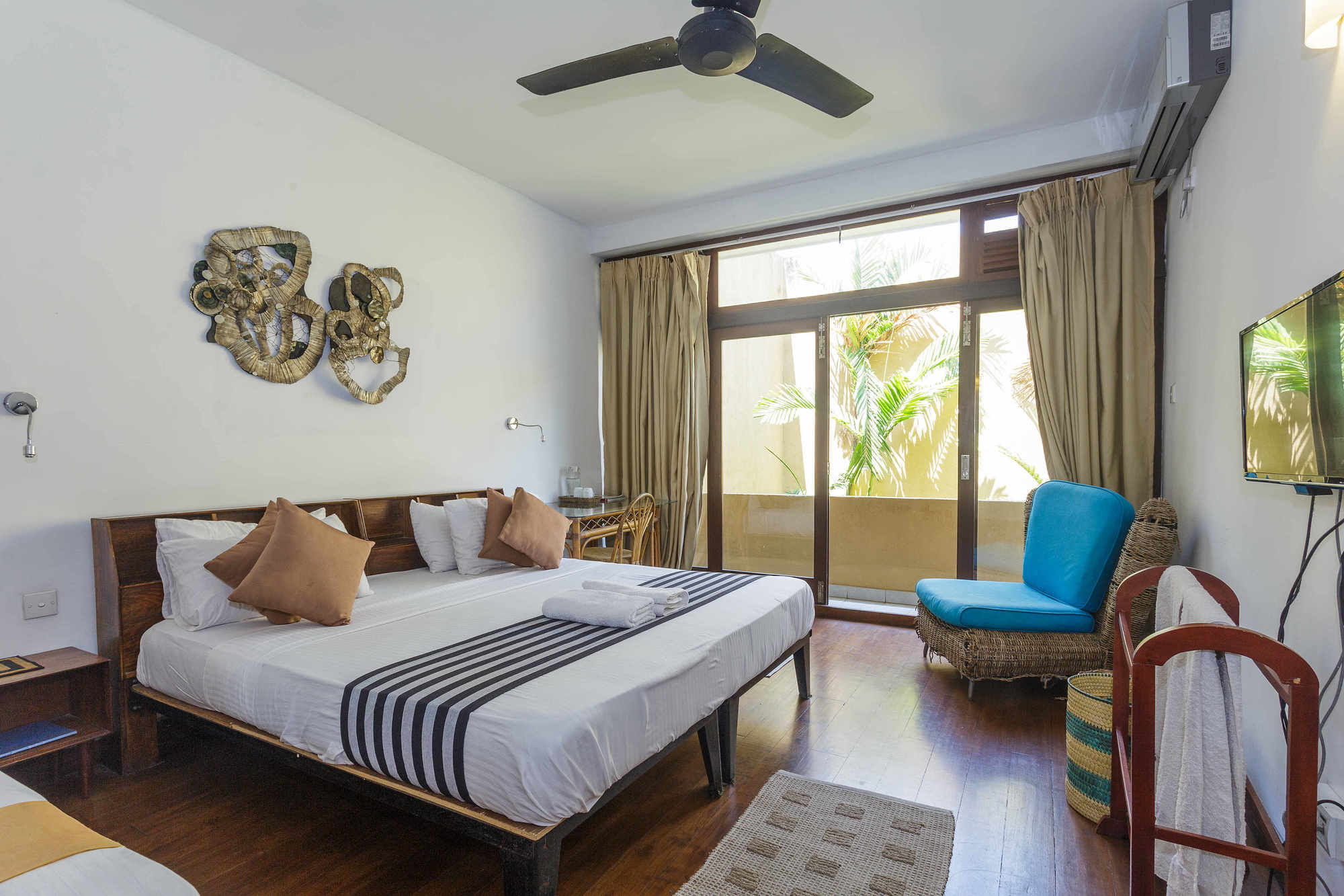 Фото Colpetty House