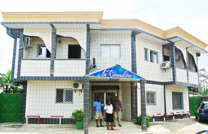 Гостиница Hôtel La Renardière в Дуале
