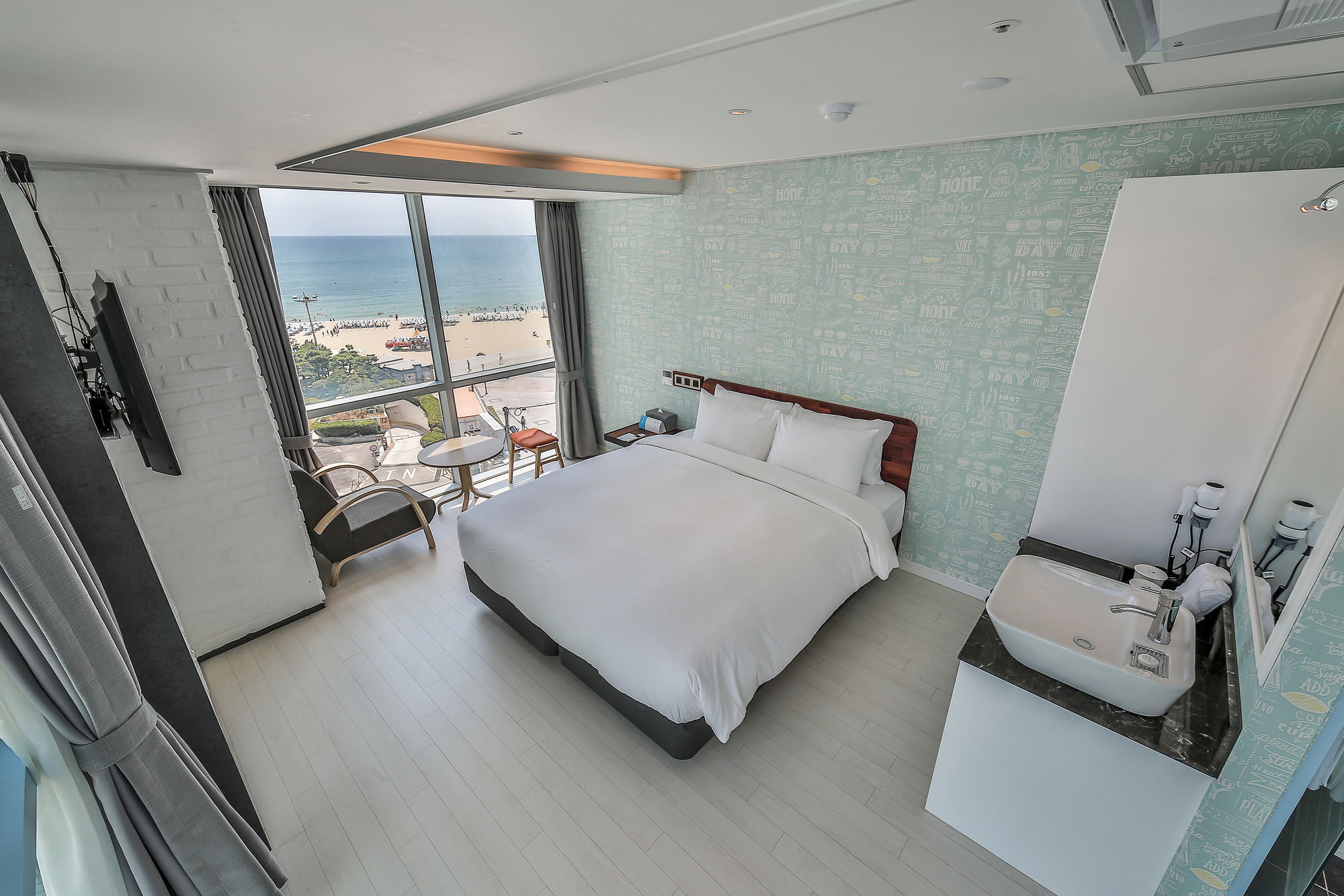 Фото Elysia Boutique Hotel