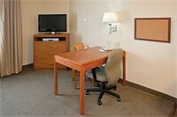 Фото Candlewood Suites Louisville Airport, an Ihg Hotel