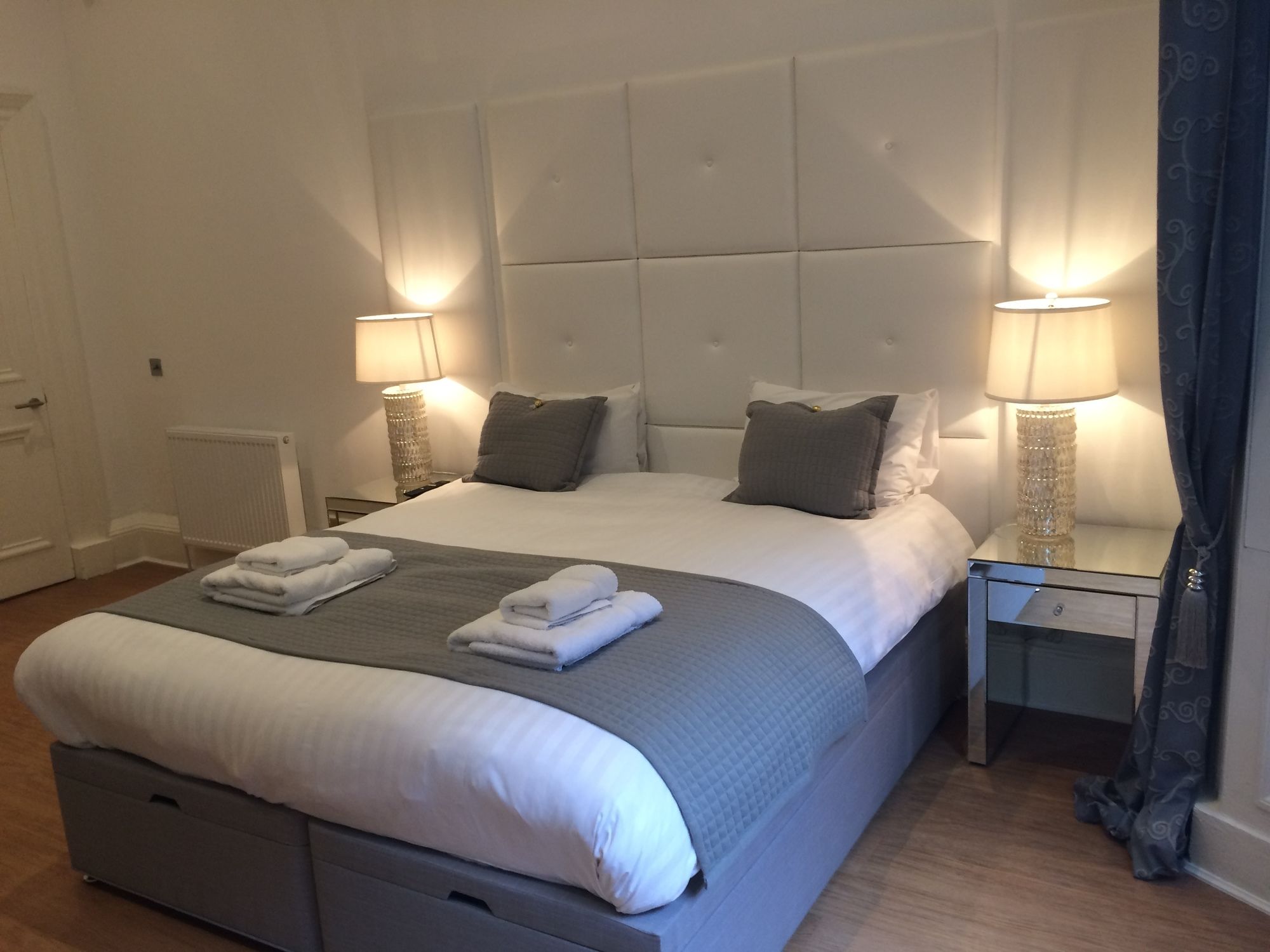 Фото Hanover 71 Suites