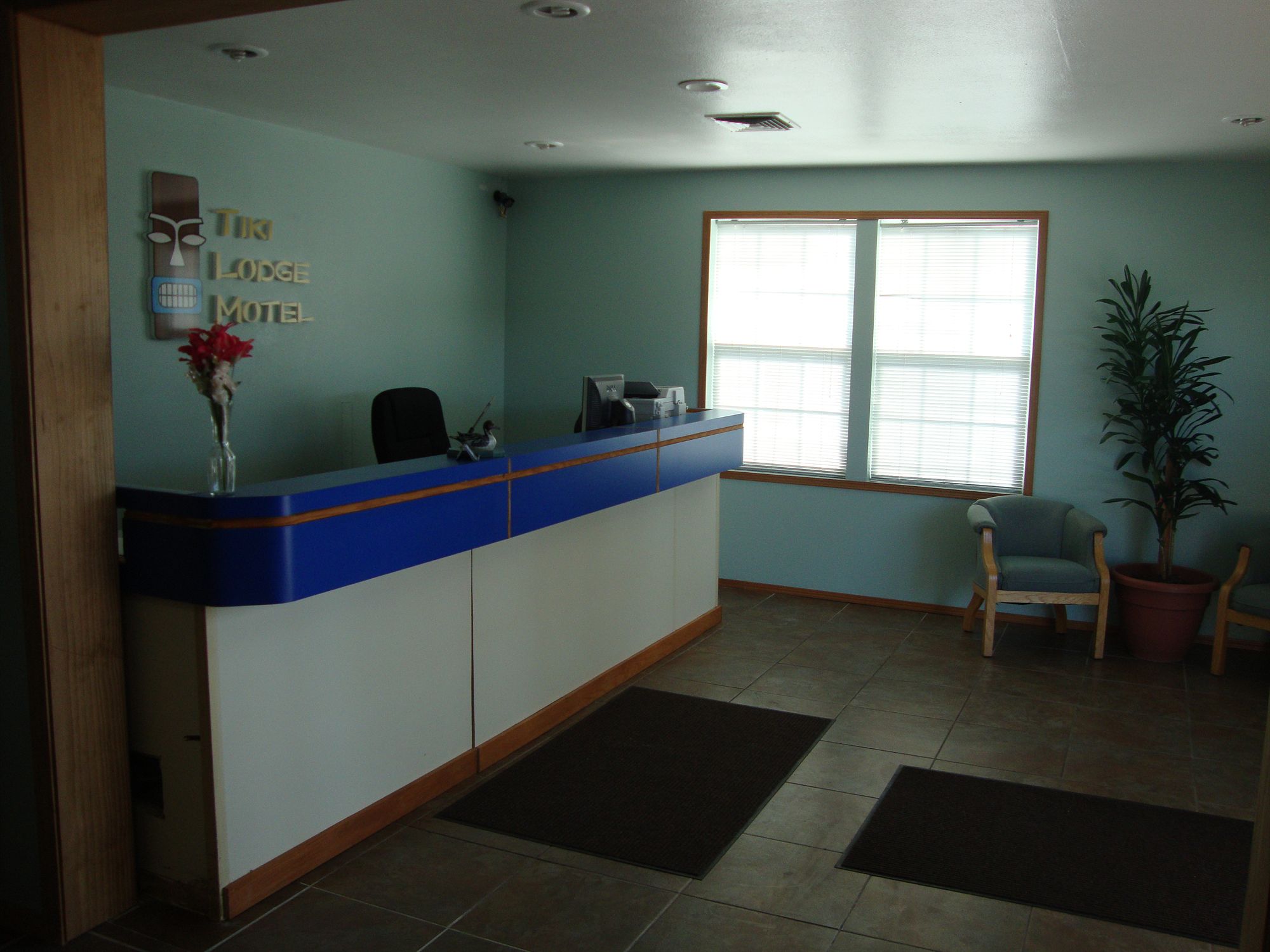 Фото Tiki Lodge Motel