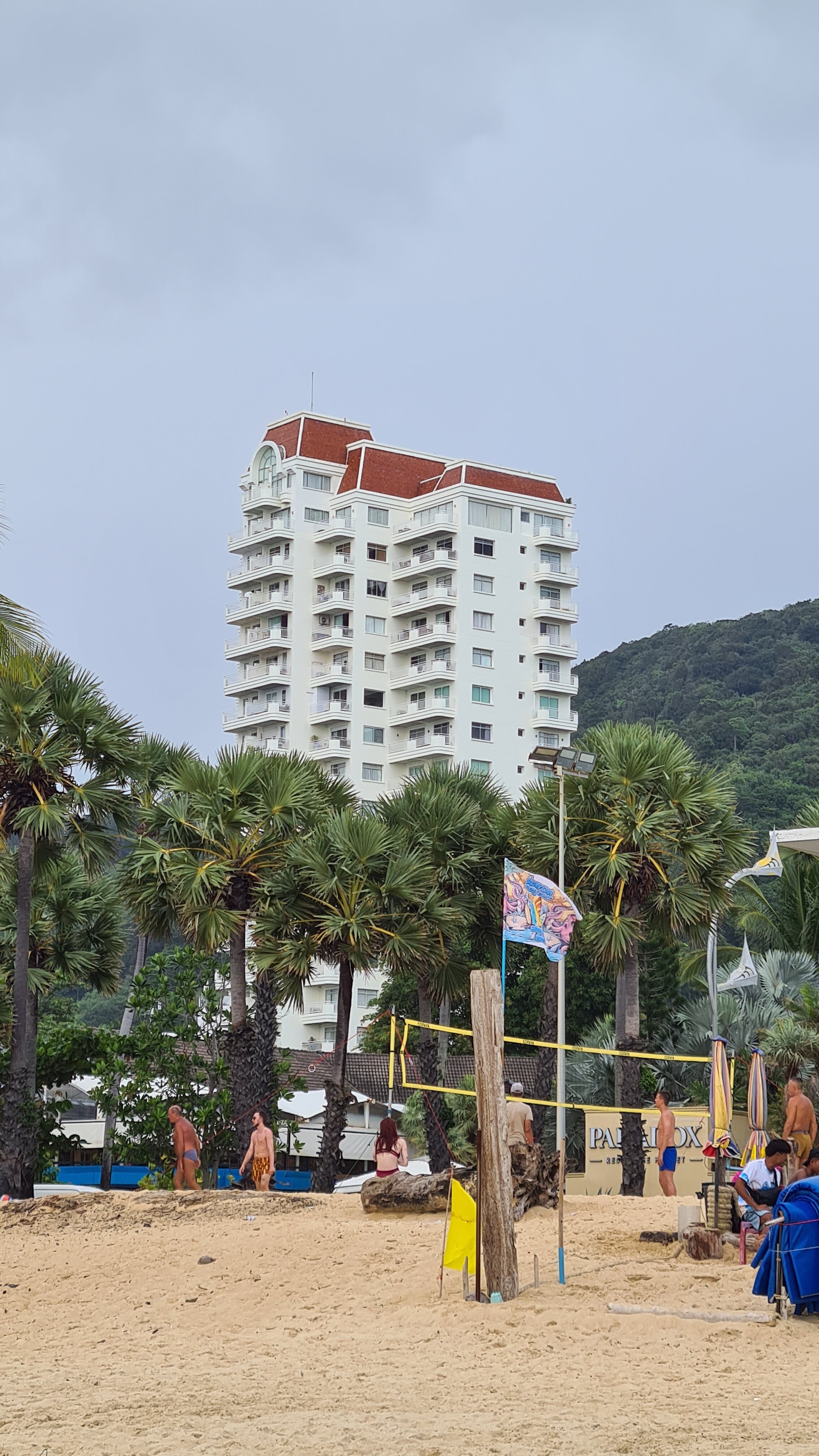 Фото Waterfront Suites Phuket by Centara