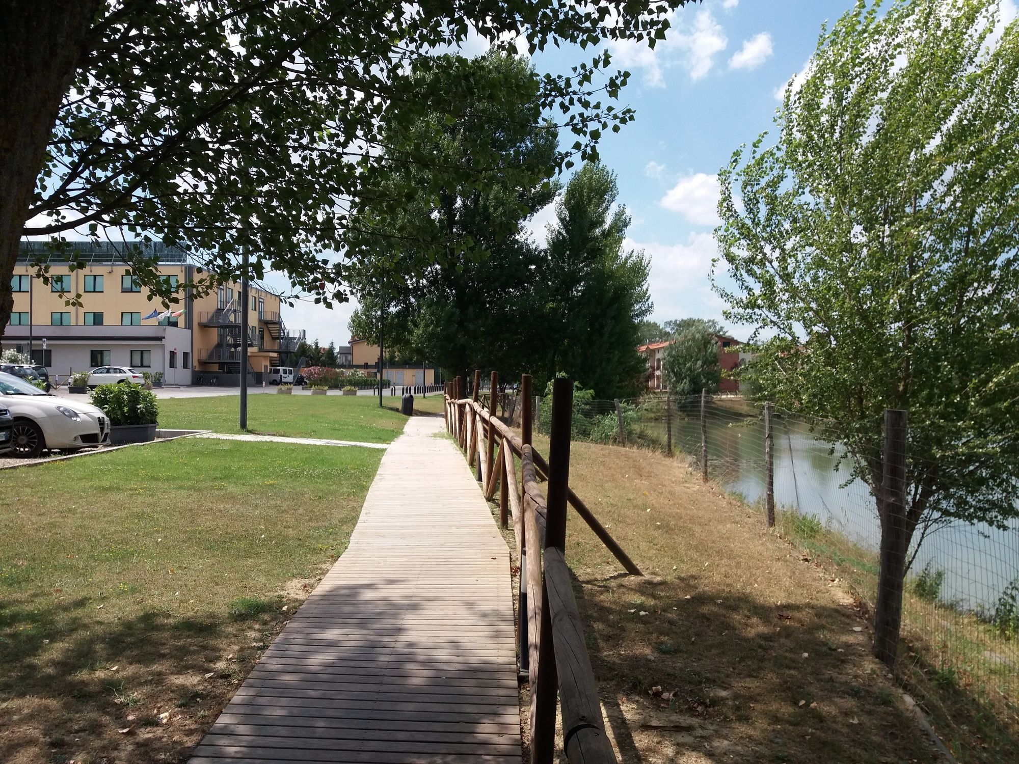 Фото Cameracaffè sul Lago