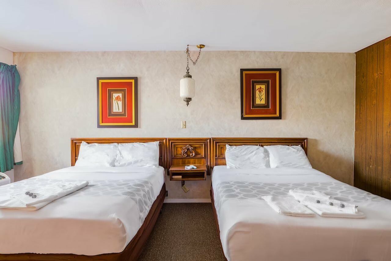 Фото Love Hotels Tomahawk by Oyo at Lake Mohawksin Wi