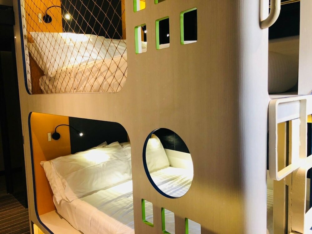 Фото Cube Family Boutique Capsule Hotel