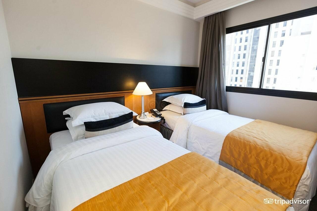 Фото Estanplaza International