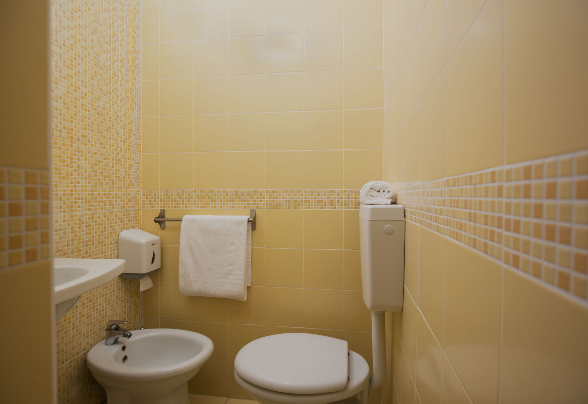 Фото Hotel Scarlet