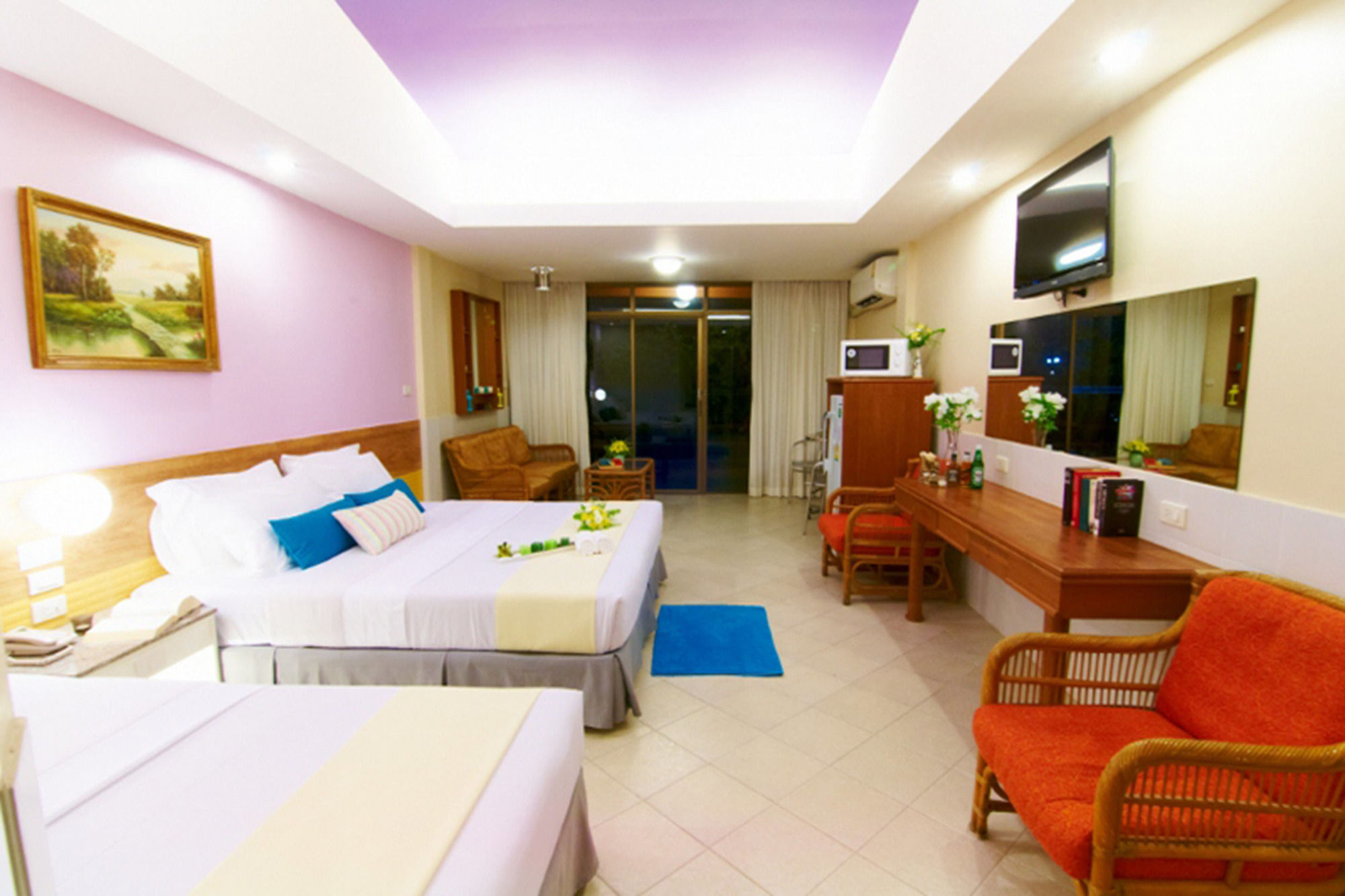 Фото Peace Resort Pattaya