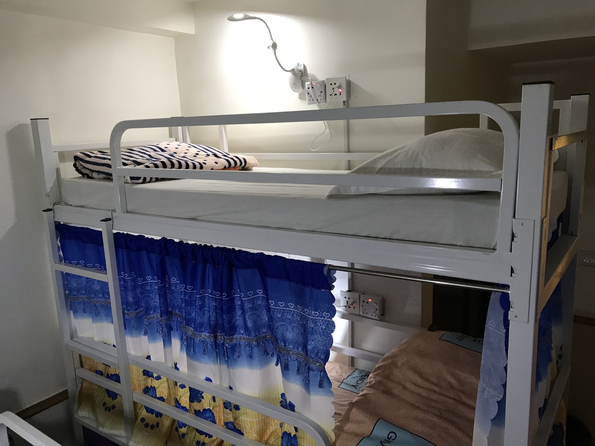 Фото Pandora After 80s in Jordan