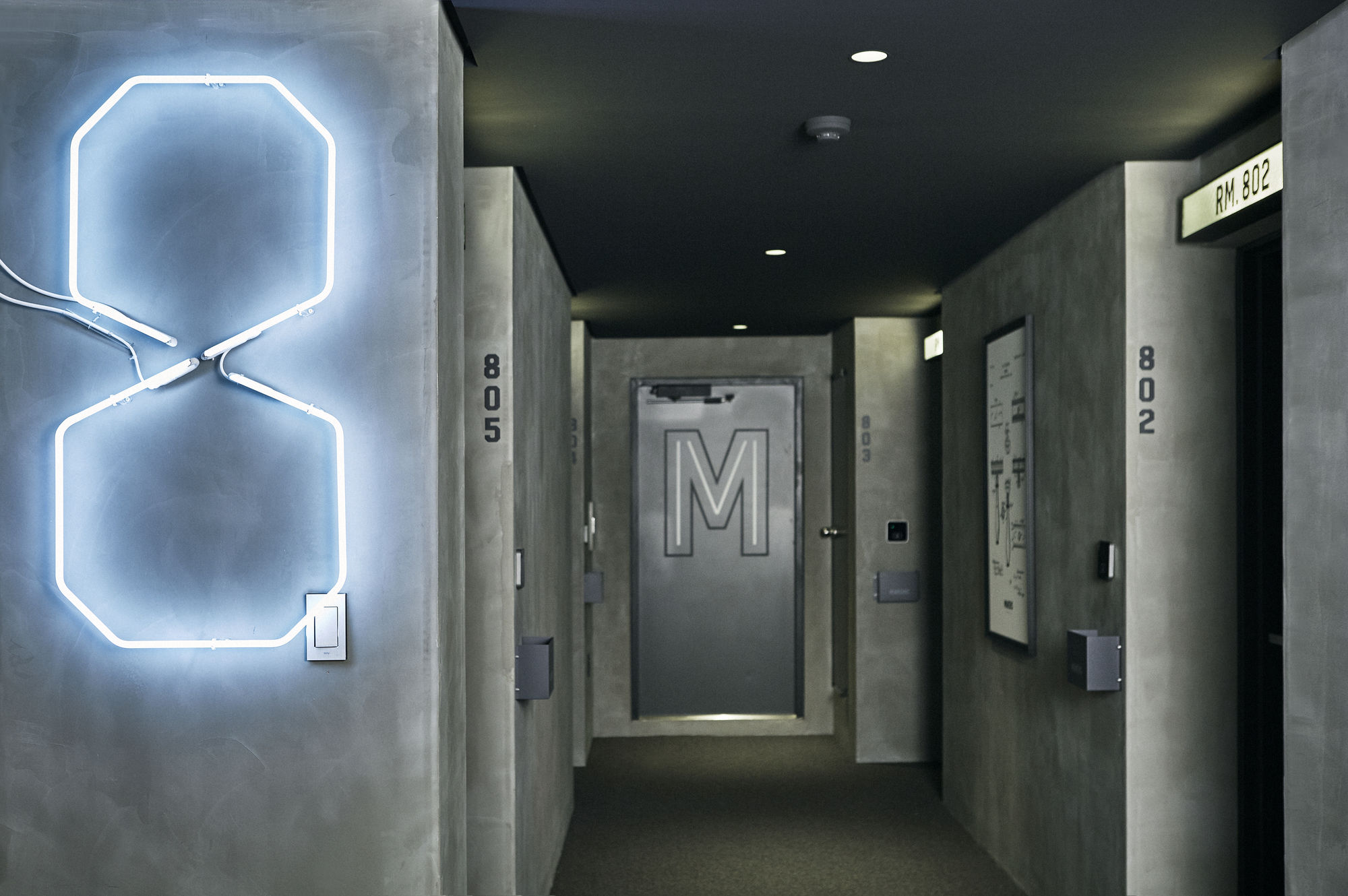 Фото Jongno Makers X Pretty Hotel