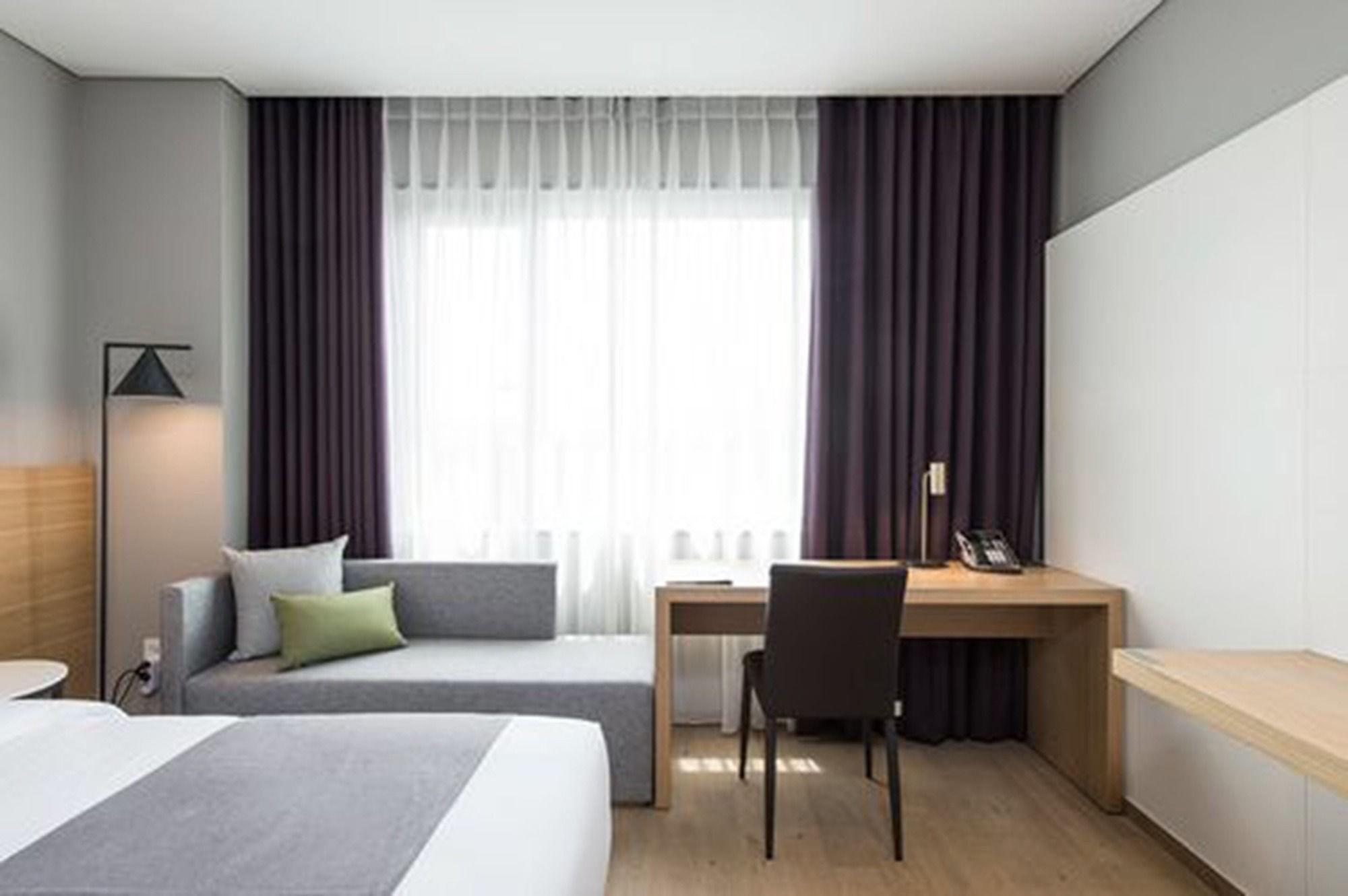 Фото Alex 72 Hotel