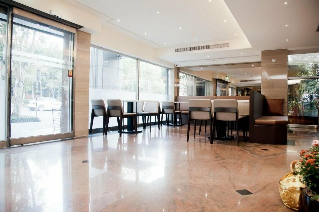 Фото Kdm Hotel