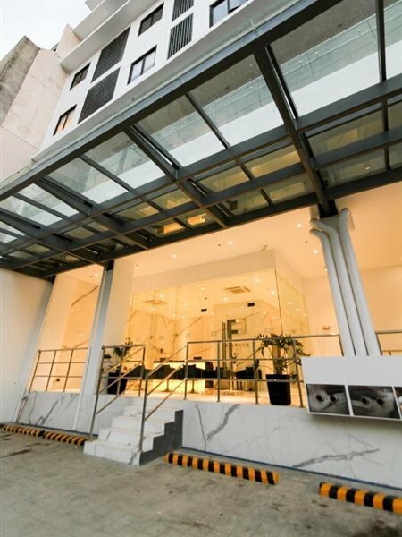 Фото Privato Makati
