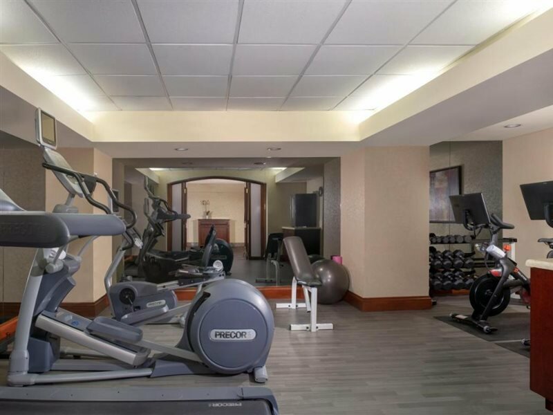 Фото The Ashton Hotel