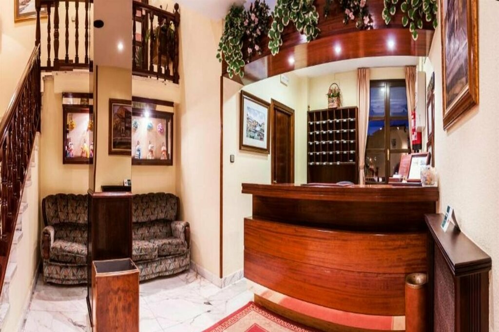 Hotel Las Rocas, Llanes, photo