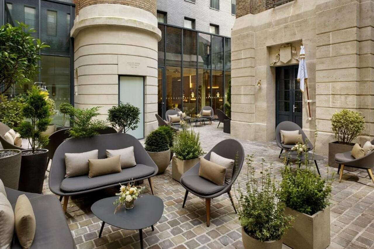 Фото La Caserne Chanzy Hotel & SPA, Autograph Collection