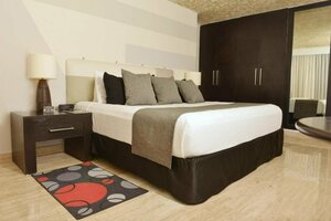 Гостиница Oh! Cancun The Urban Oasis & Beach Club