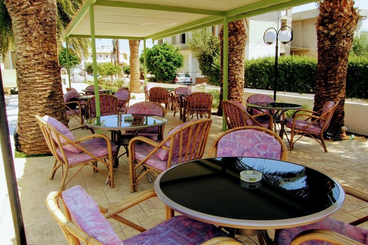 Фото Ambrosia Hotel