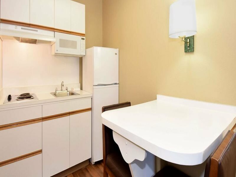 Фото Extended Stay America Suites Tampa Airport Spruce Street