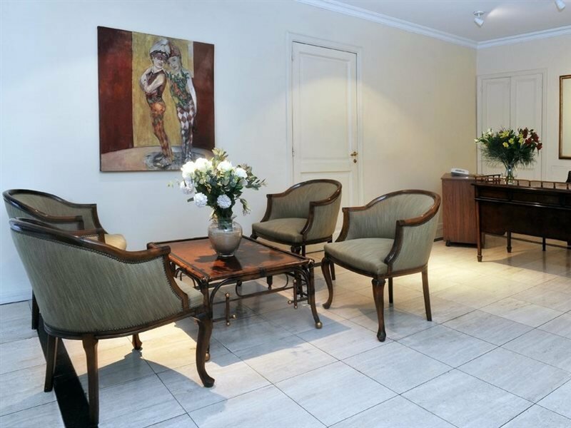 Фото Mayla Apartments