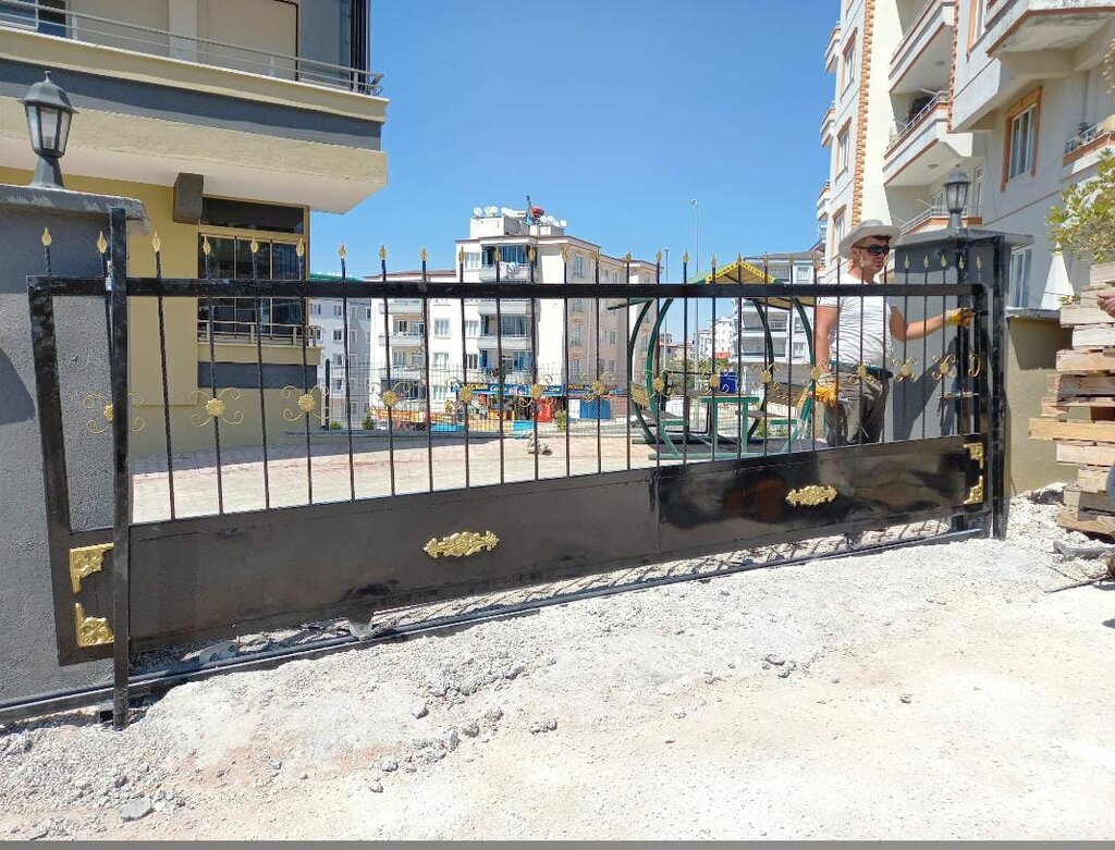 Metalwork Tas Ironworks, Gaziantep, photo