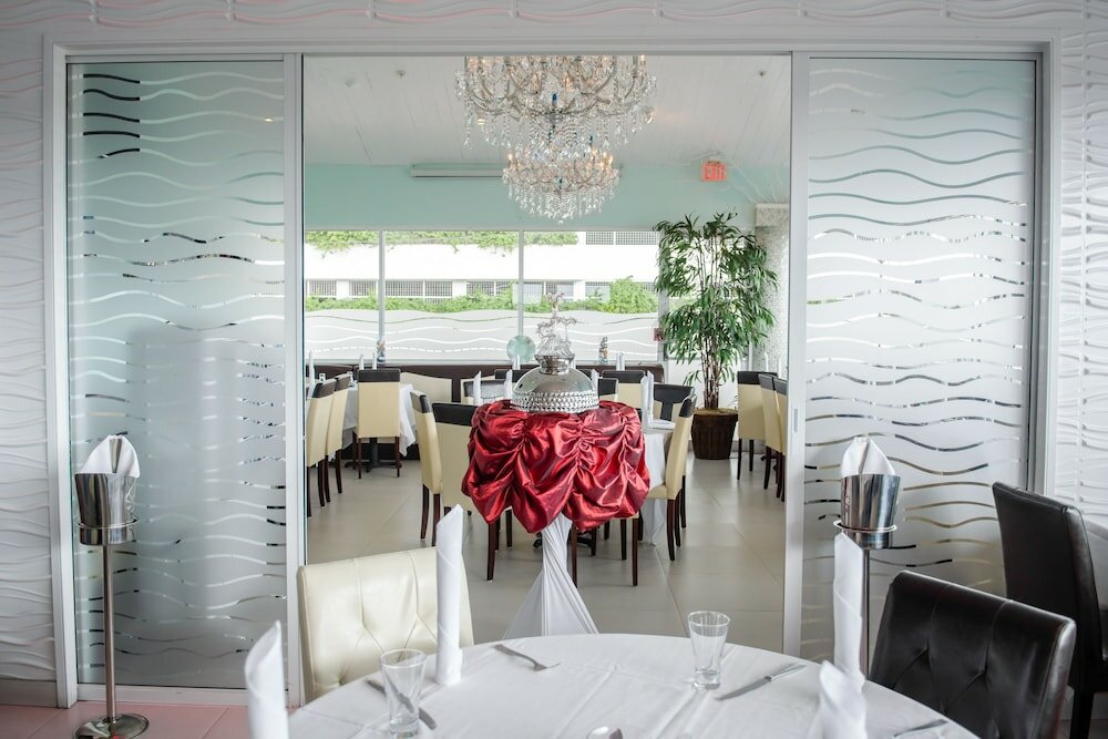 Фото Sands Harbor Resort and Marina